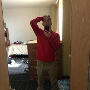 Meet your Posher, Aaron